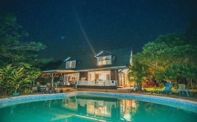 Fare Haurevaiti Moorea